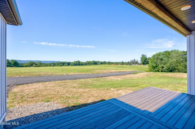 $524,900 | 734 Groveside Road, Pittstown, NY 12028