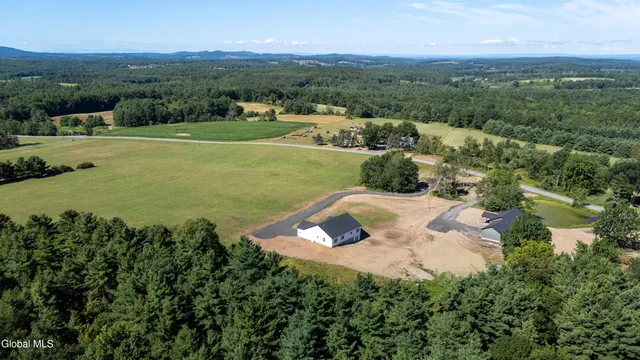 $524,900 | 734 Groveside Road, Pittstown, NY 12028