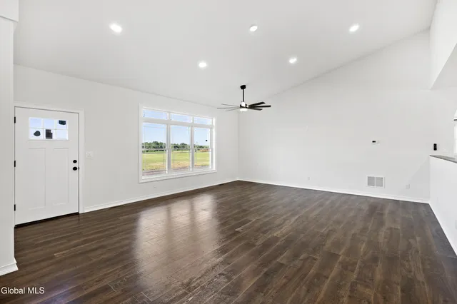 $524,900 | 734 Groveside Road, Pittstown, NY 12028