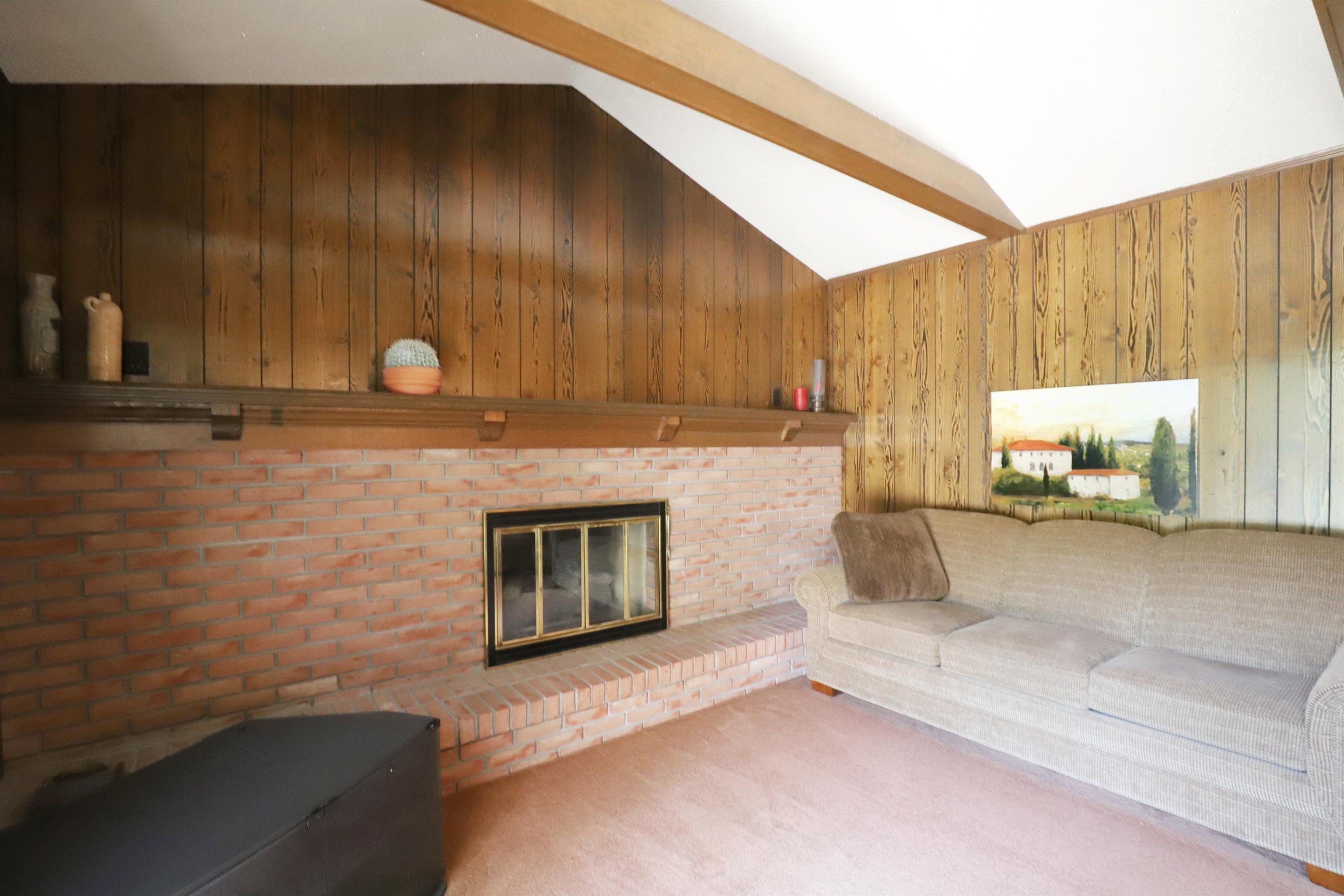 508 Daniel Flushing, MI 48433 - Photo 14 of 31 50118264-13.JPG