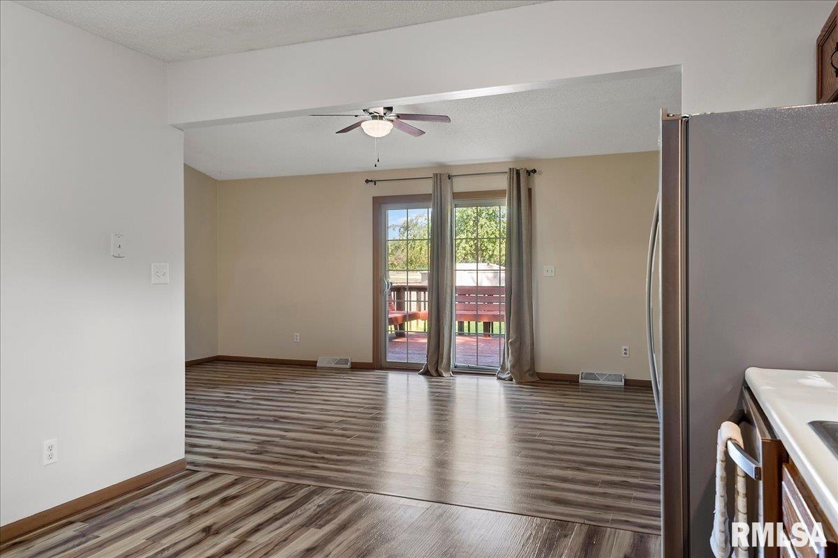 5217 Buford Street Springfield, IL 62703 - Photo 11 of 28 Gallery Image 11