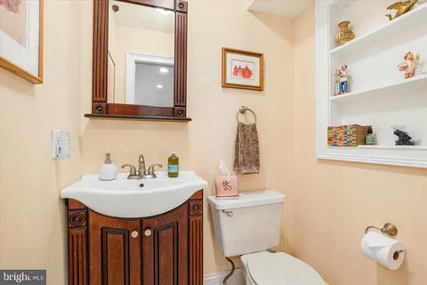 $675,000 | 1900 Gibson Drive, Hatboro, PA 19040