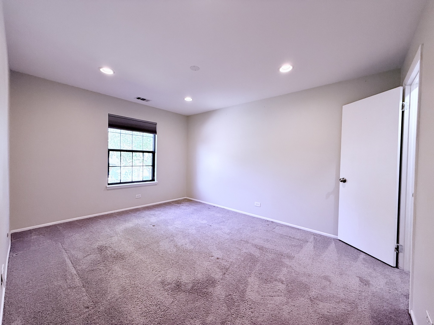 70 Margate Court, Unit C2 Schaumburg, IL 60193 - Photo 13 of 26