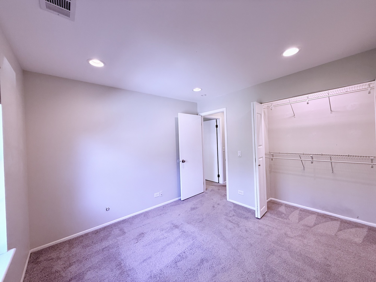 70 Margate Court, Unit C2 Schaumburg, IL 60193 - Photo 16 of 26