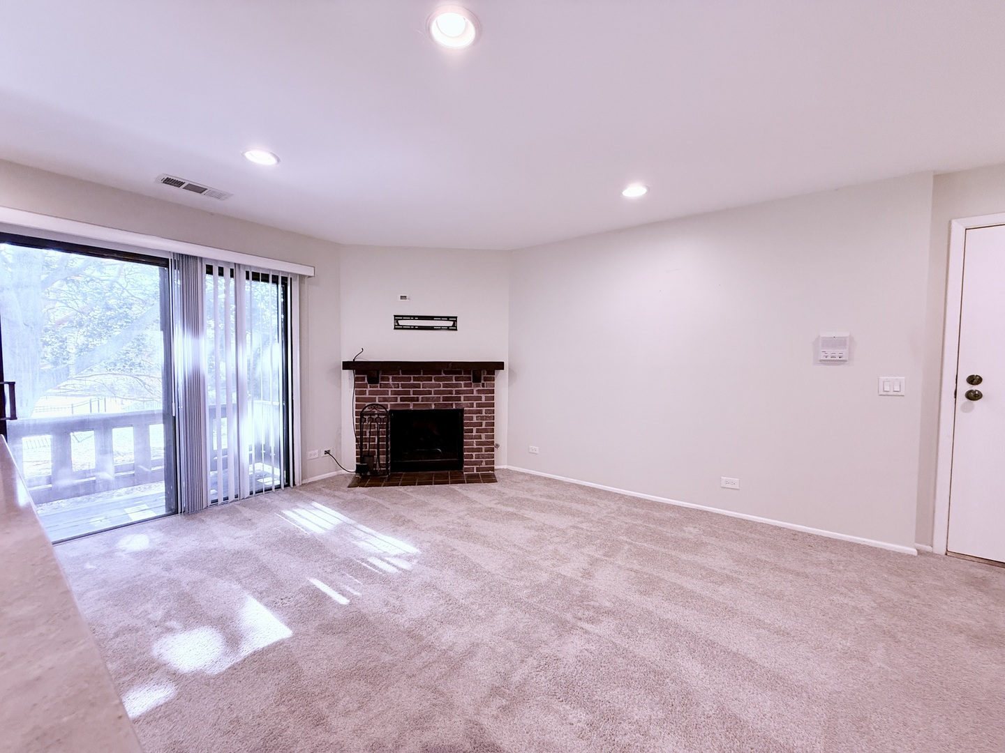 70 Margate Court, Unit C2 Schaumburg, IL 60193 - Photo 18 of 26