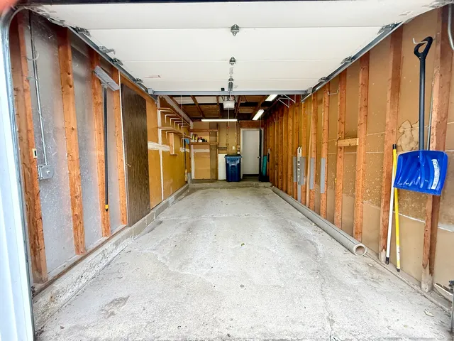 a view of a garage
