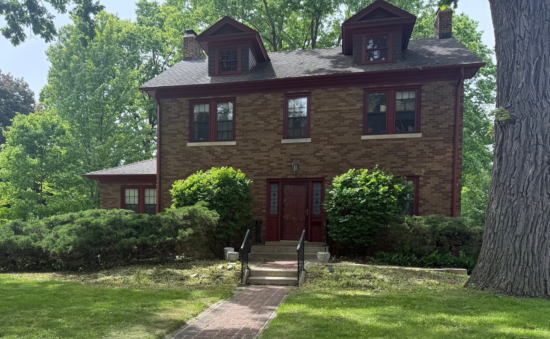 32 School Street Geneva, IL 60134 - Photo 1 of 3