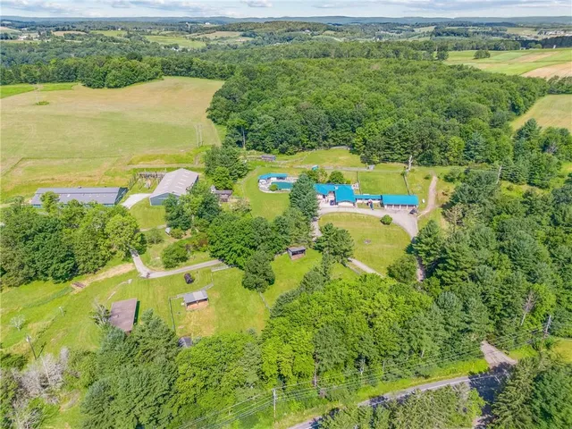 a view of a tennis court