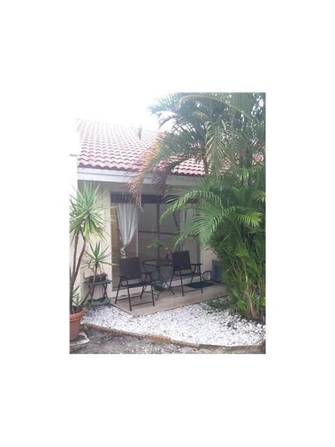 6403 Boca Circle, Unit 96 Boca Raton, FL 33433 - Photo 16 of 18 Exterior Back