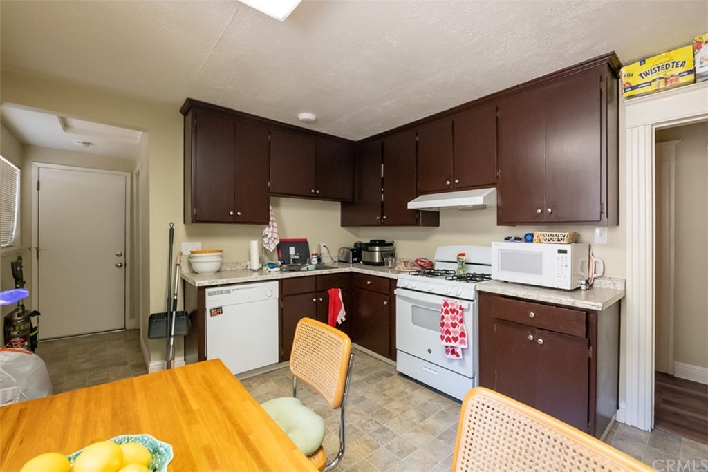 305 Olive Street Chico, CA 95928 - Photo 5 of 17