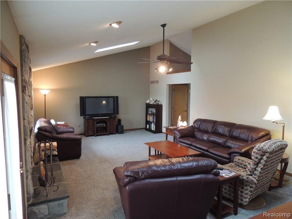 17076 27 Mile Road Ray, MI 48096 - Photo 13 of 99 17076 27 Mile 587.JPG