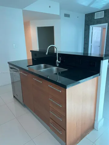 a close view of sink and tap