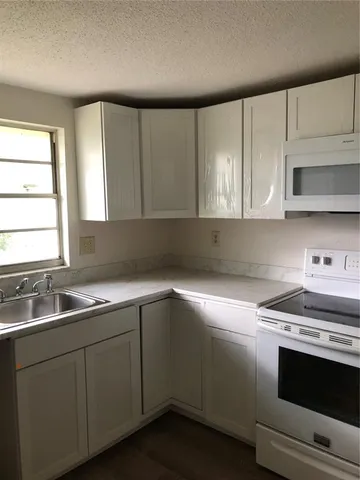 $1,895 | 5706 East 30th Avenue, Tampa, FL 33619