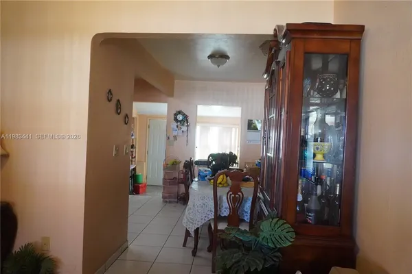 $1,500,000 | 2660 Southwest 36th Avenue, Miami, FL 33133