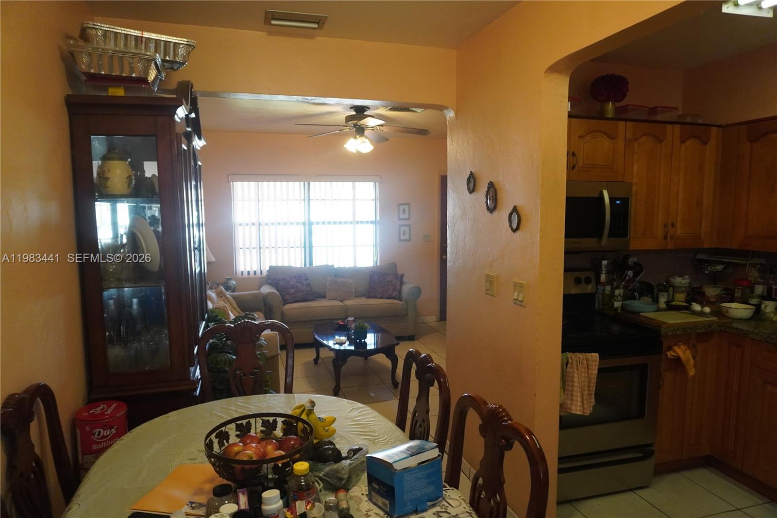 2660 Southwest 36th Avenue Miami, FL 33133 - Photo 14 of 32 a view of a dining room with furniture