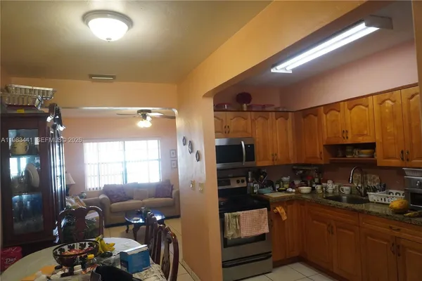 $1,500,000 | 2660 Southwest 36th Avenue, Miami, FL 33133