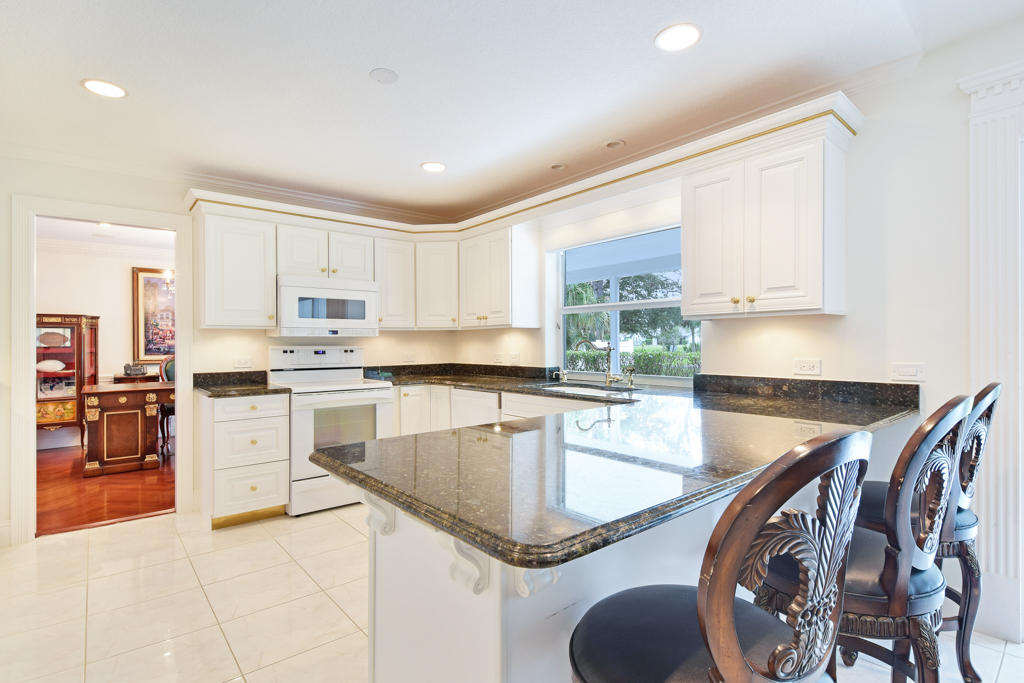 6306 Woodbury Road Boca Raton, FL 33433 - Photo 15 of 46 6306 kitchen 3