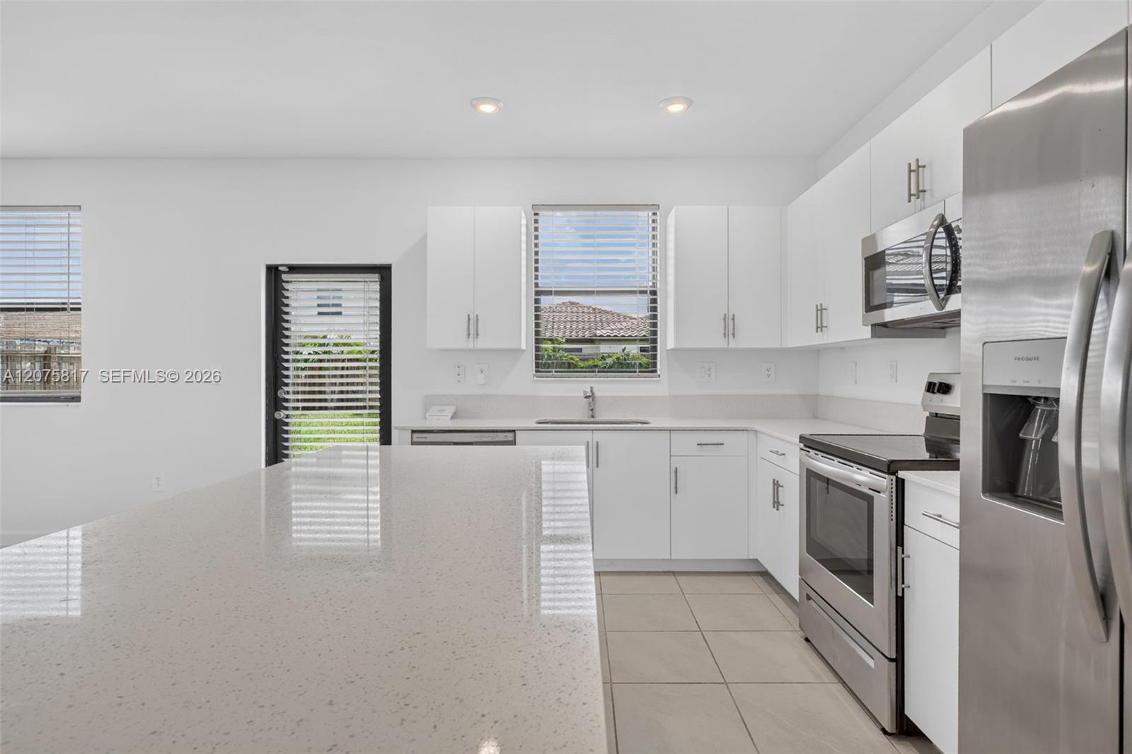 11942 Southwest 239th Street Homestead, FL 33032 - Photo 13 of 39 Gallery Image 13