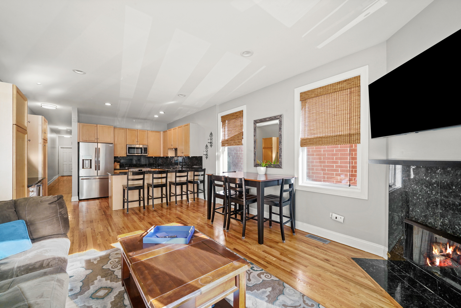 1636 West Warren Boulevard Chicago, IL 60612 - Photo 9 of 39