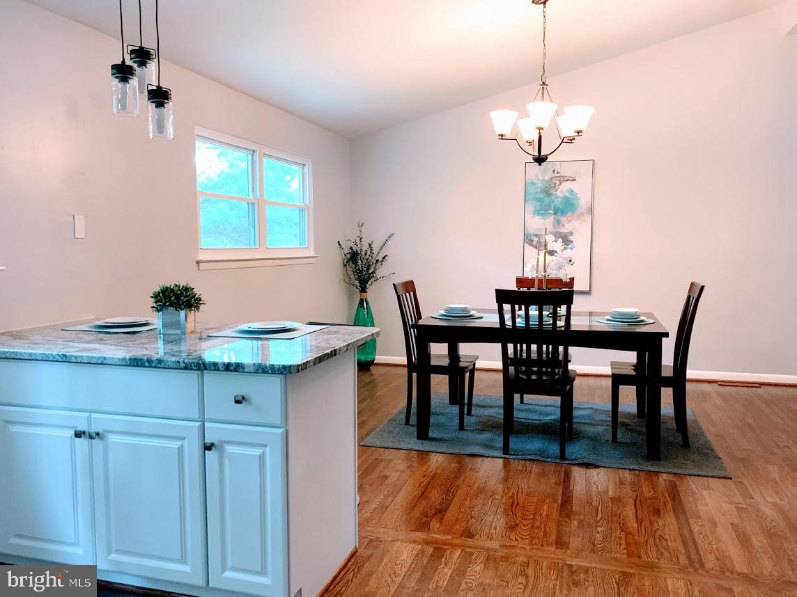 9107 Pittsfield Road Baltimore, MD 21208 - Photo 4 of 19 Spacious dining room