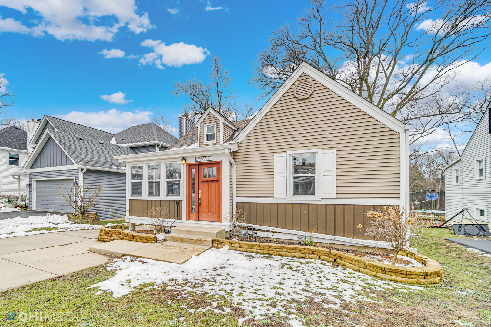 26W121 Jewell Road Wheaton, IL 60187 - Photo 2 of 28