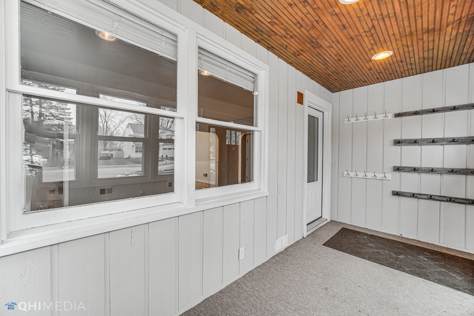 26W121 Jewell Road Wheaton, IL 60187 - Photo 4 of 28