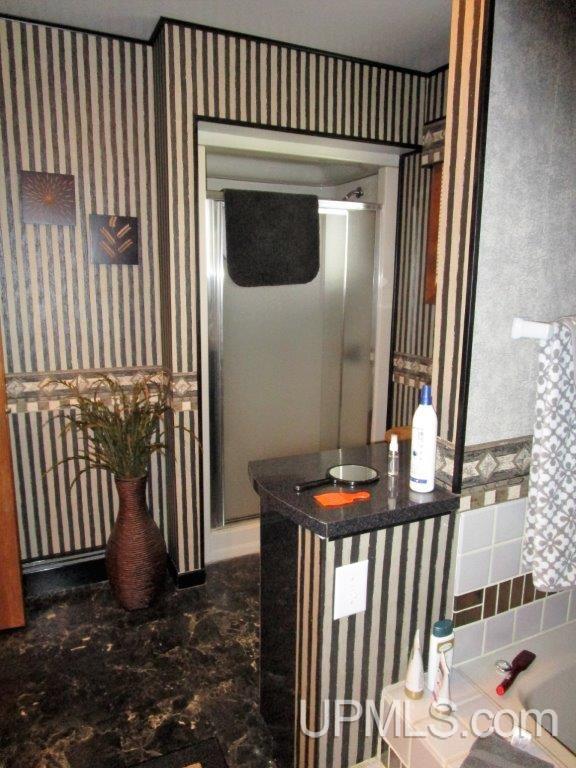 2107 South 20th Street Escanaba, MI 49829 - Photo 12 of 25 Gallery Image 12