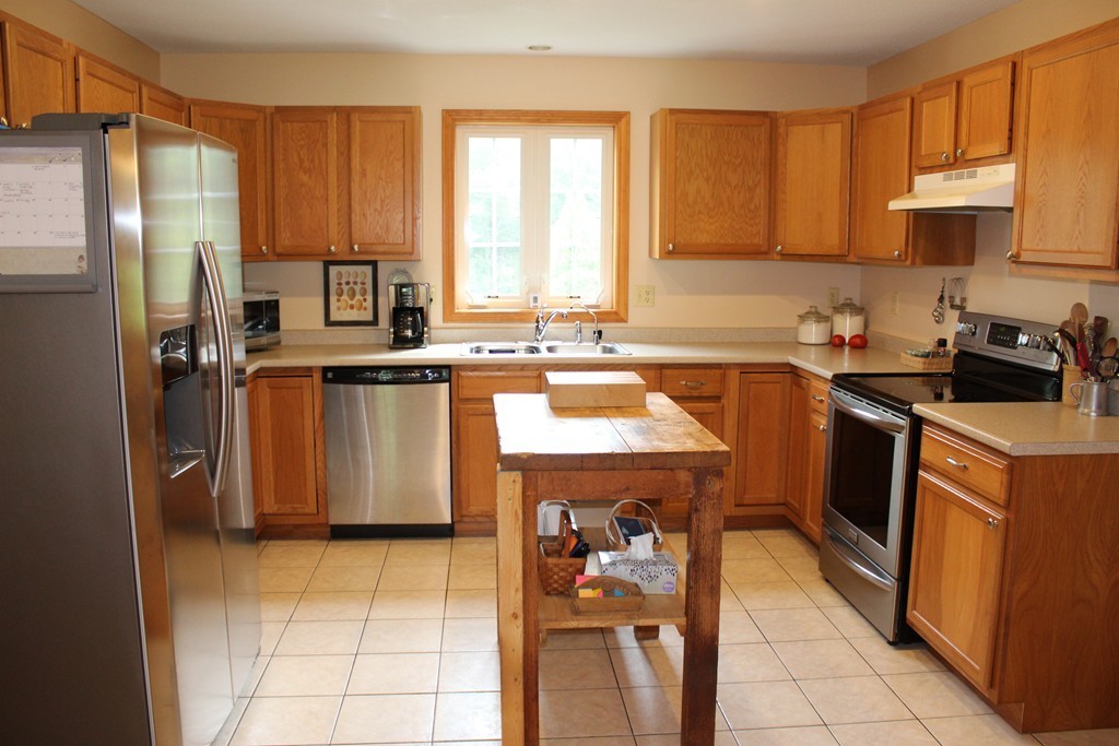 823 Little Rest Road Warren, MA 01010 - Photo 8 of 22