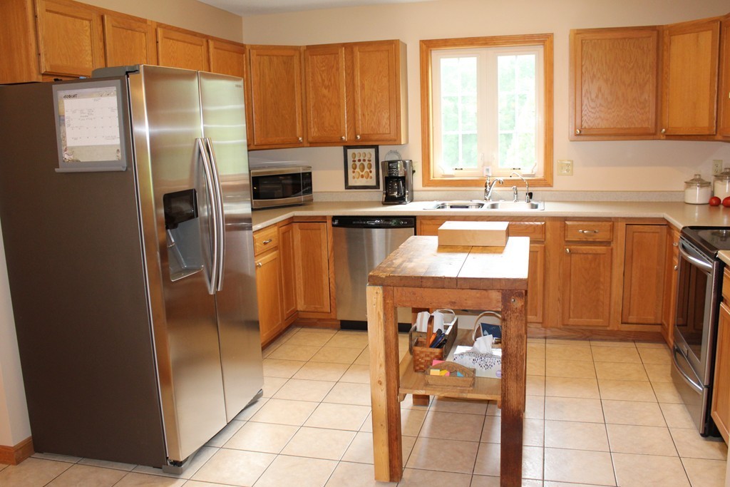 823 Little Rest Road Warren, MA 01010 - Photo 9 of 22