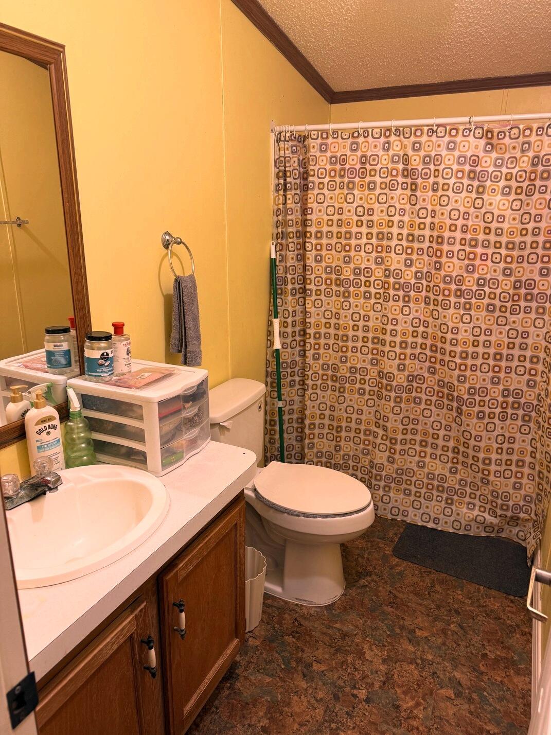 2700 Bradshaw Road Elliston, VA 24087 - Photo 6 of 12 IMG_9036