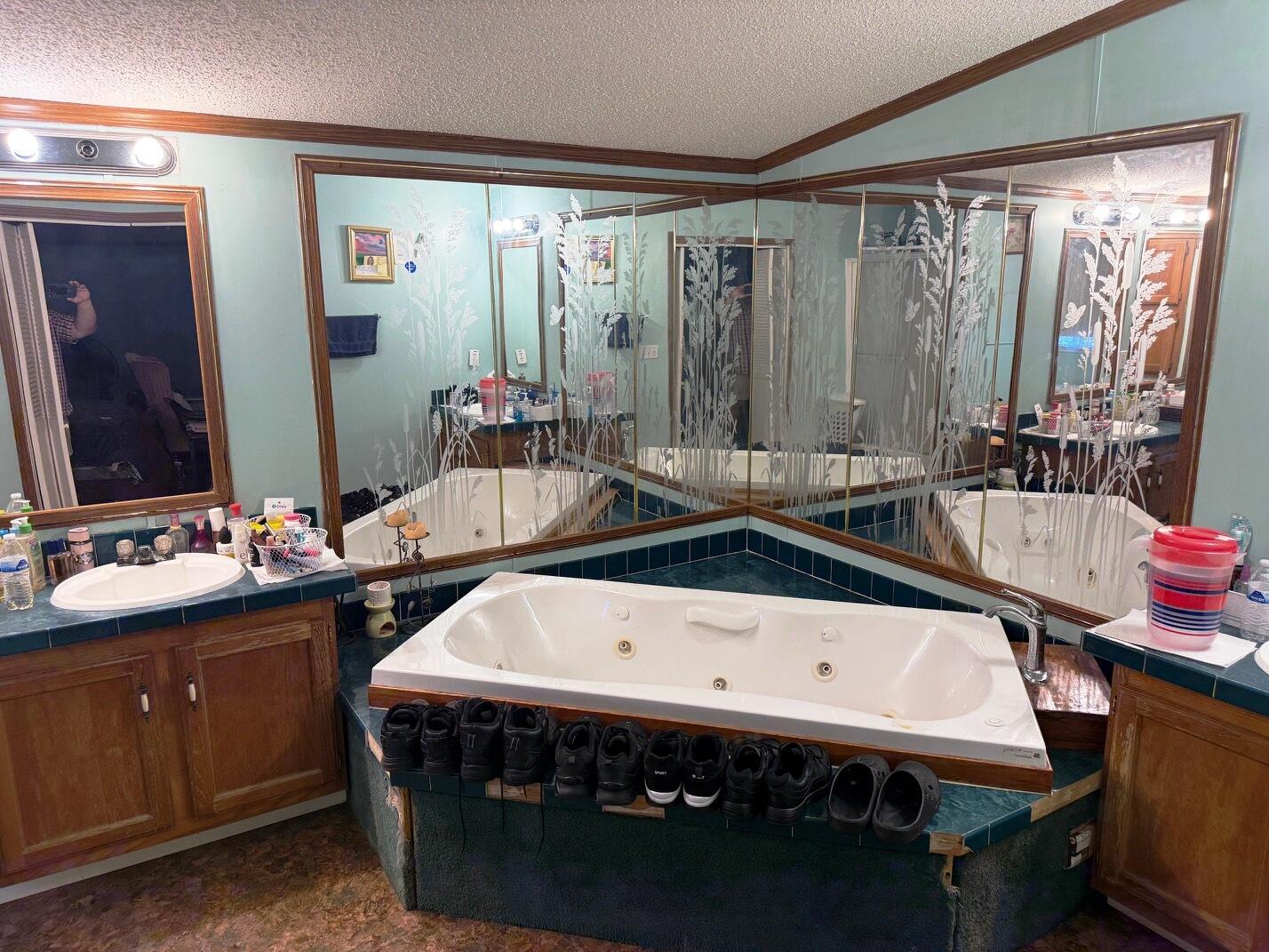 2700 Bradshaw Road Elliston, VA 24087 - Photo 10 of 12 IMG_9040