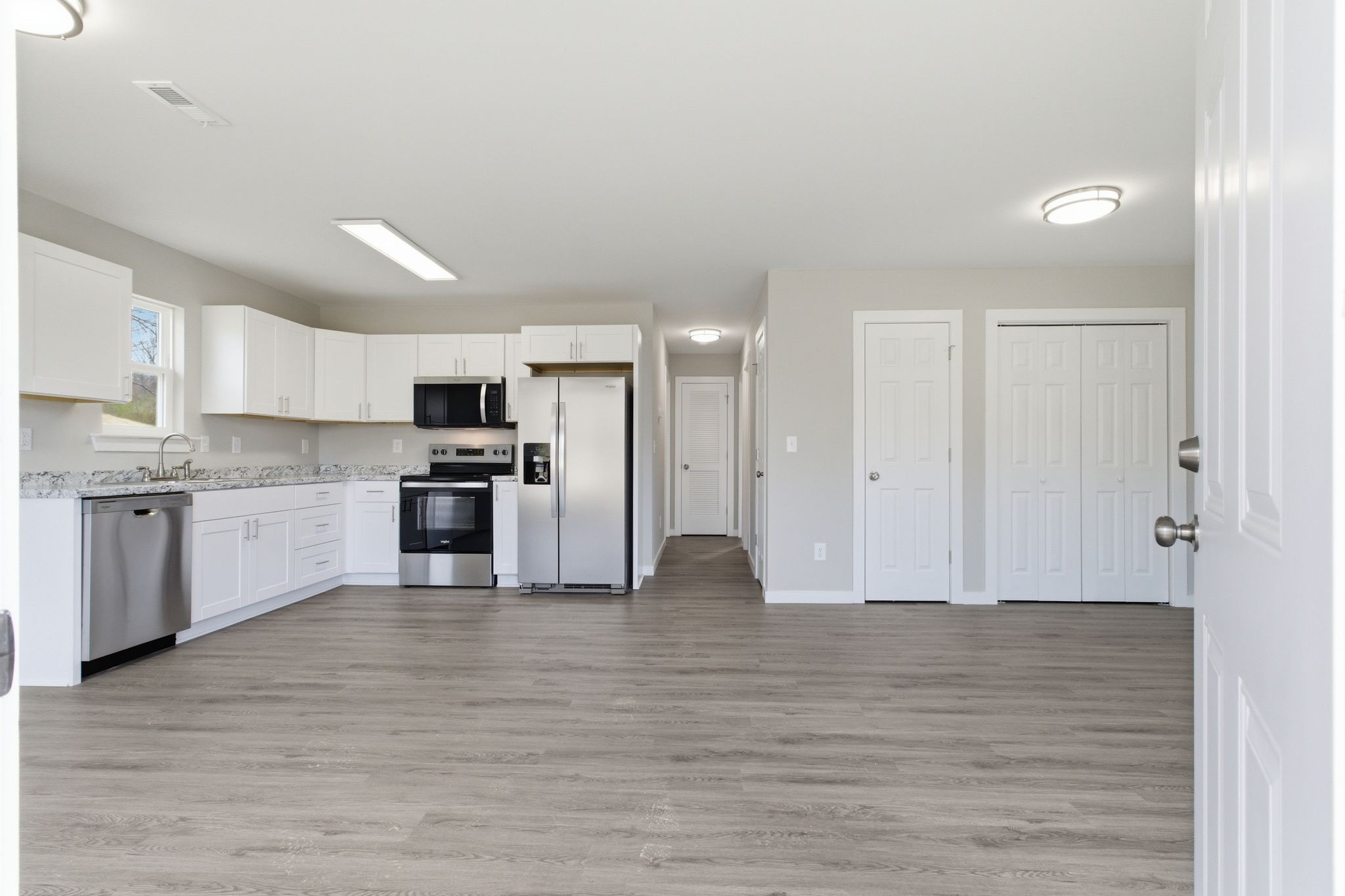 118 Hill Road Dickson, TN 37055 - Photo 5 of 26