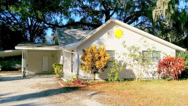 $2,700 | 1157 41st Street, Sarasota, FL 34234
