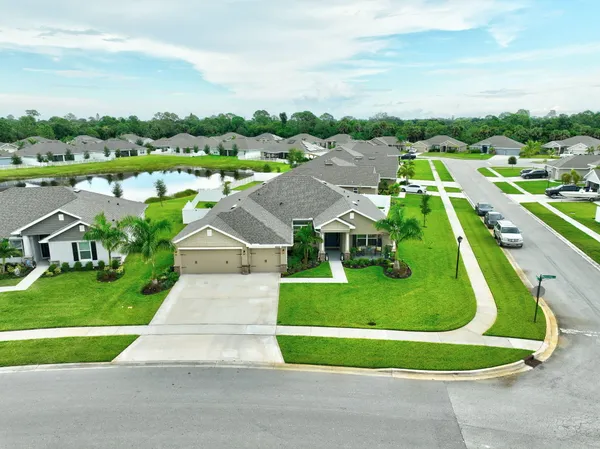 $2,950 | 8652 Waterstone Boulevard, Fort Pierce, FL 34951