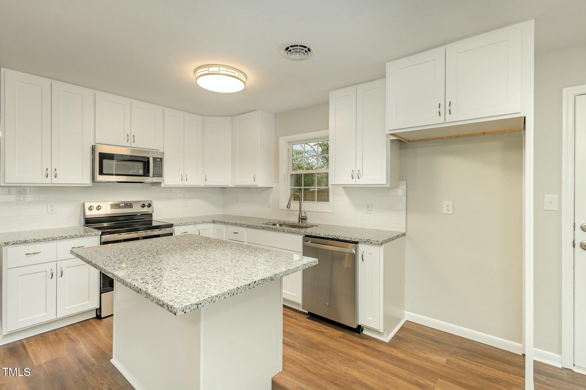 555 Rothney Avenue Southern Pines, NC 28387 - Photo 10 of 21 tempImage35shlM