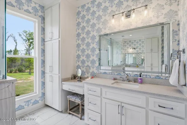 $999,999 | 1028 Honeysuckle Trail, Brandon, MS 39047