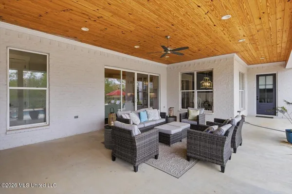 $999,999 | 1028 Honeysuckle Trail, Brandon, MS 39047