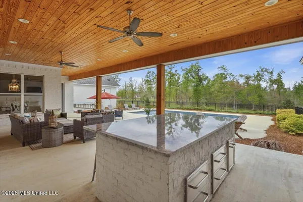$999,999 | 1028 Honeysuckle Trail, Brandon, MS 39047