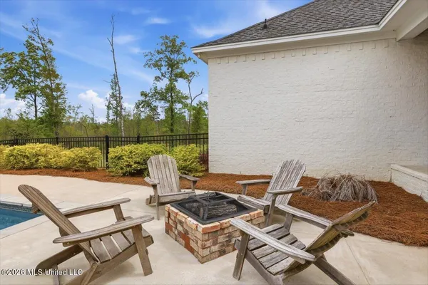 $999,999 | 1028 Honeysuckle Trail, Brandon, MS 39047