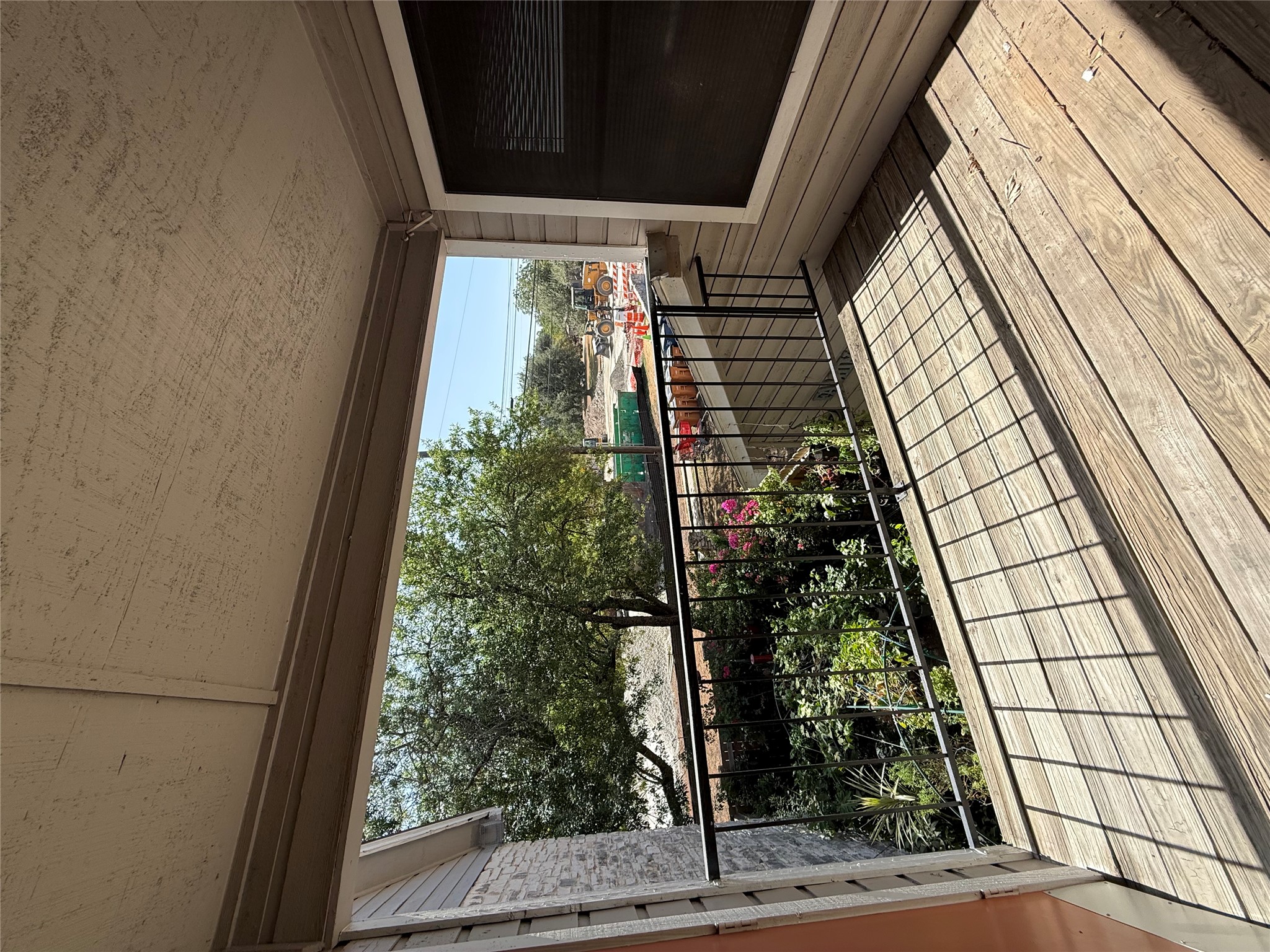 8913 Schick Road, Unit C Austin, TX 78729 - Photo 6 of 11 Gallery Image 6
