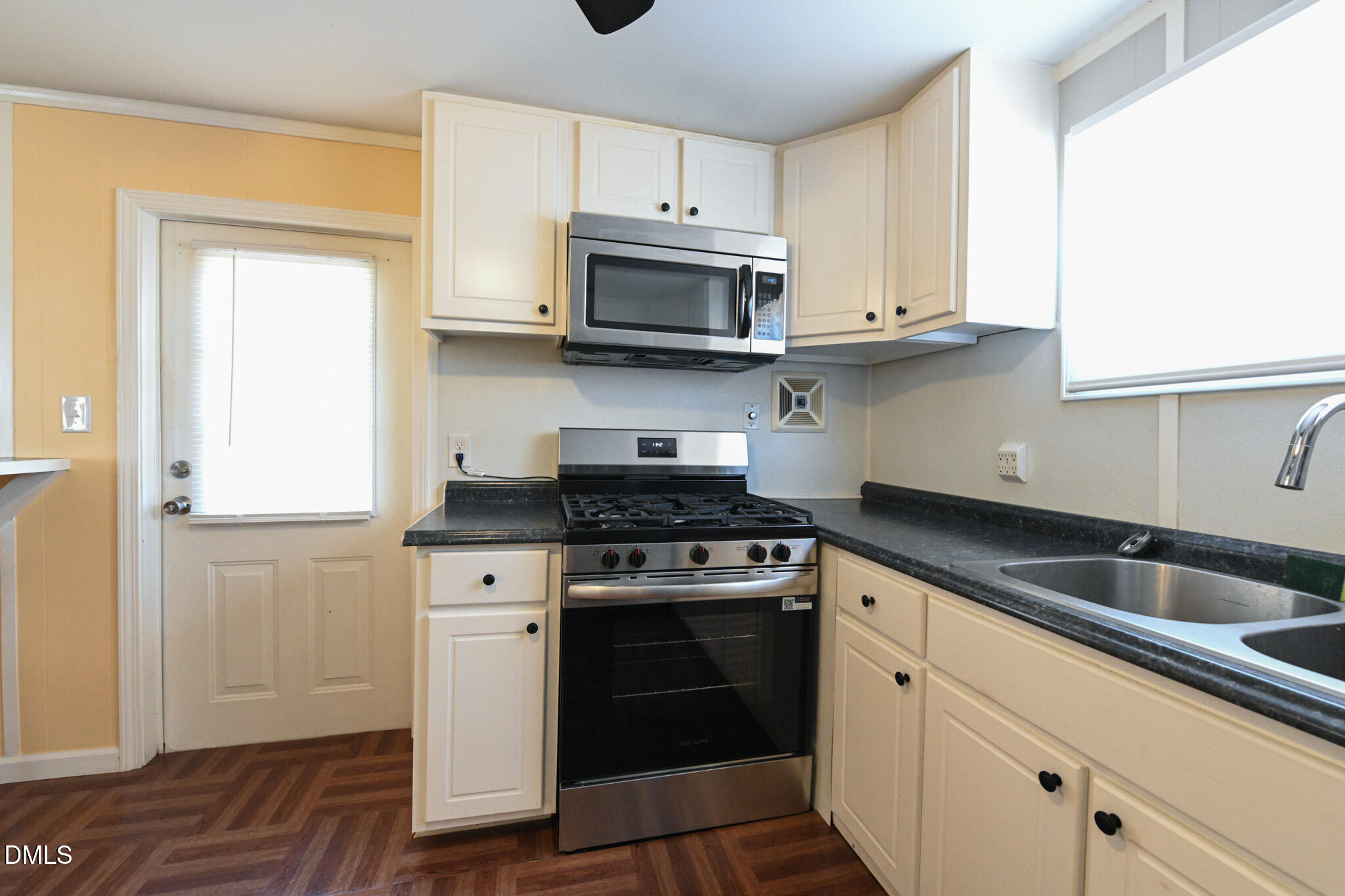5936 West Baker Road Wilson, NC 27896 - Photo 18 of 35 019