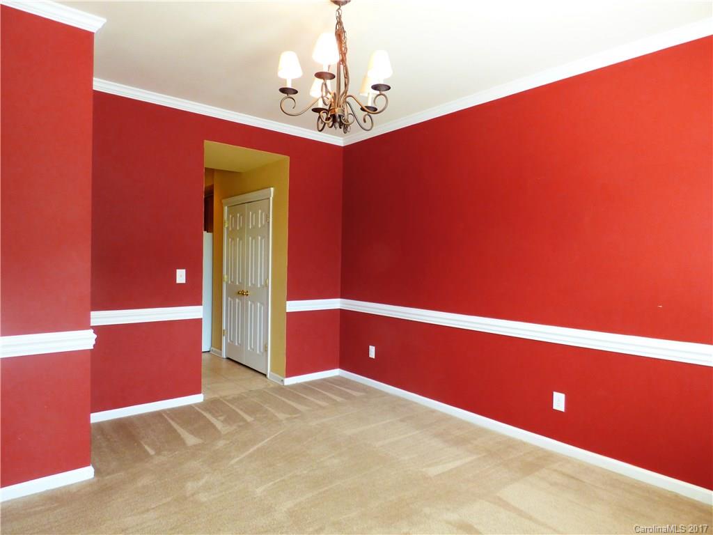 6606 Riva Ridge Court Charlotte, NC 28216 - Photo 7 of 23