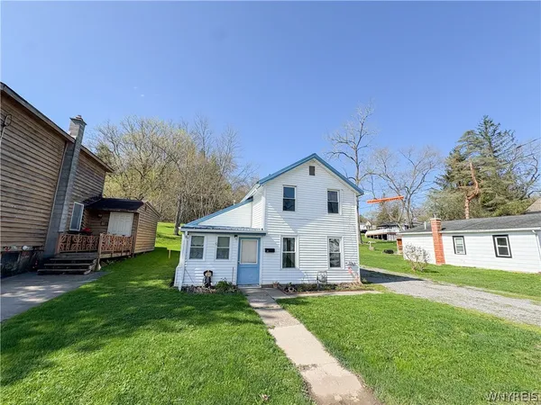 $85,000 | 12 Railroad Avenue, Attica, NY 14011