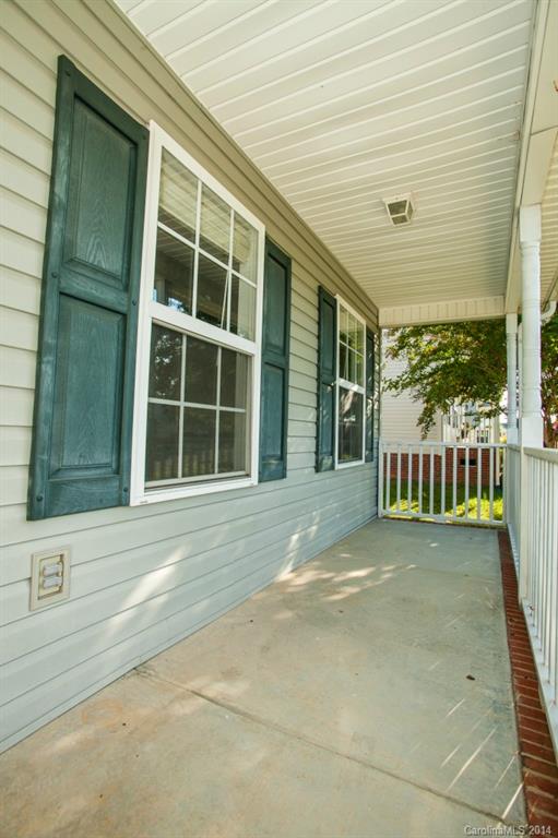 724 Kendall Green Road Fort Mill, SC 29715 - Photo 2 of 23 Gallery Image 2