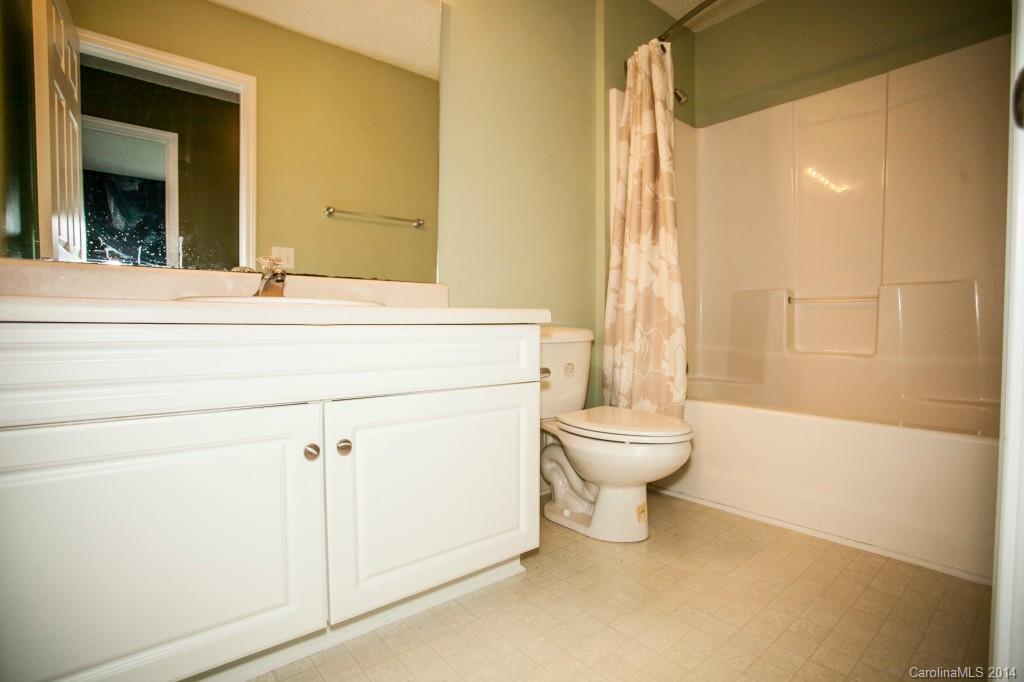 724 Kendall Green Road Fort Mill, SC 29715 - Photo 12 of 23 Gallery Image 12