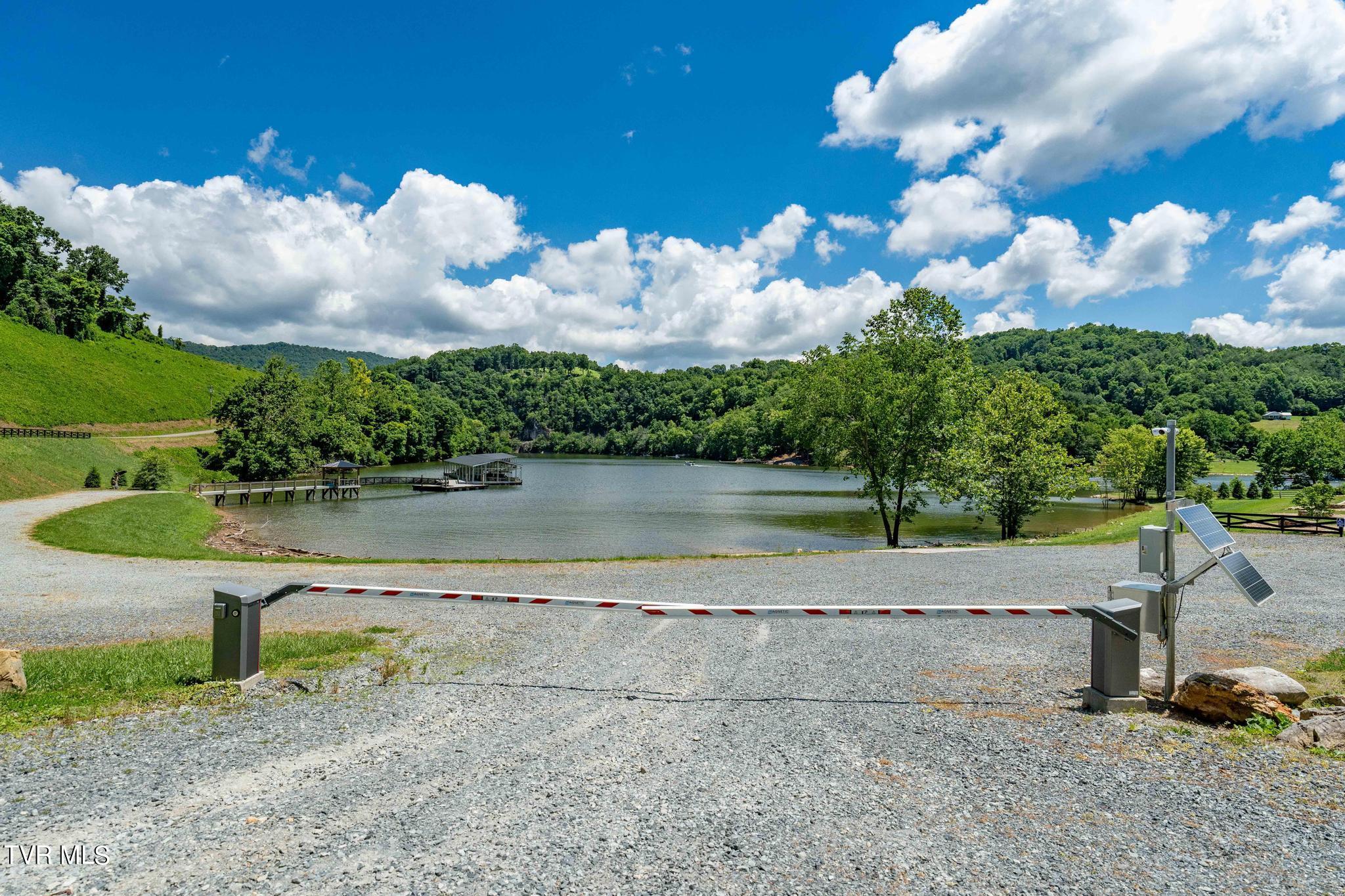 Lot 28 Eagle Rdg Parkway, Unit 28 Butler, TN 37640 - Photo 25 of 93 Lot 28 in Eagle Bay