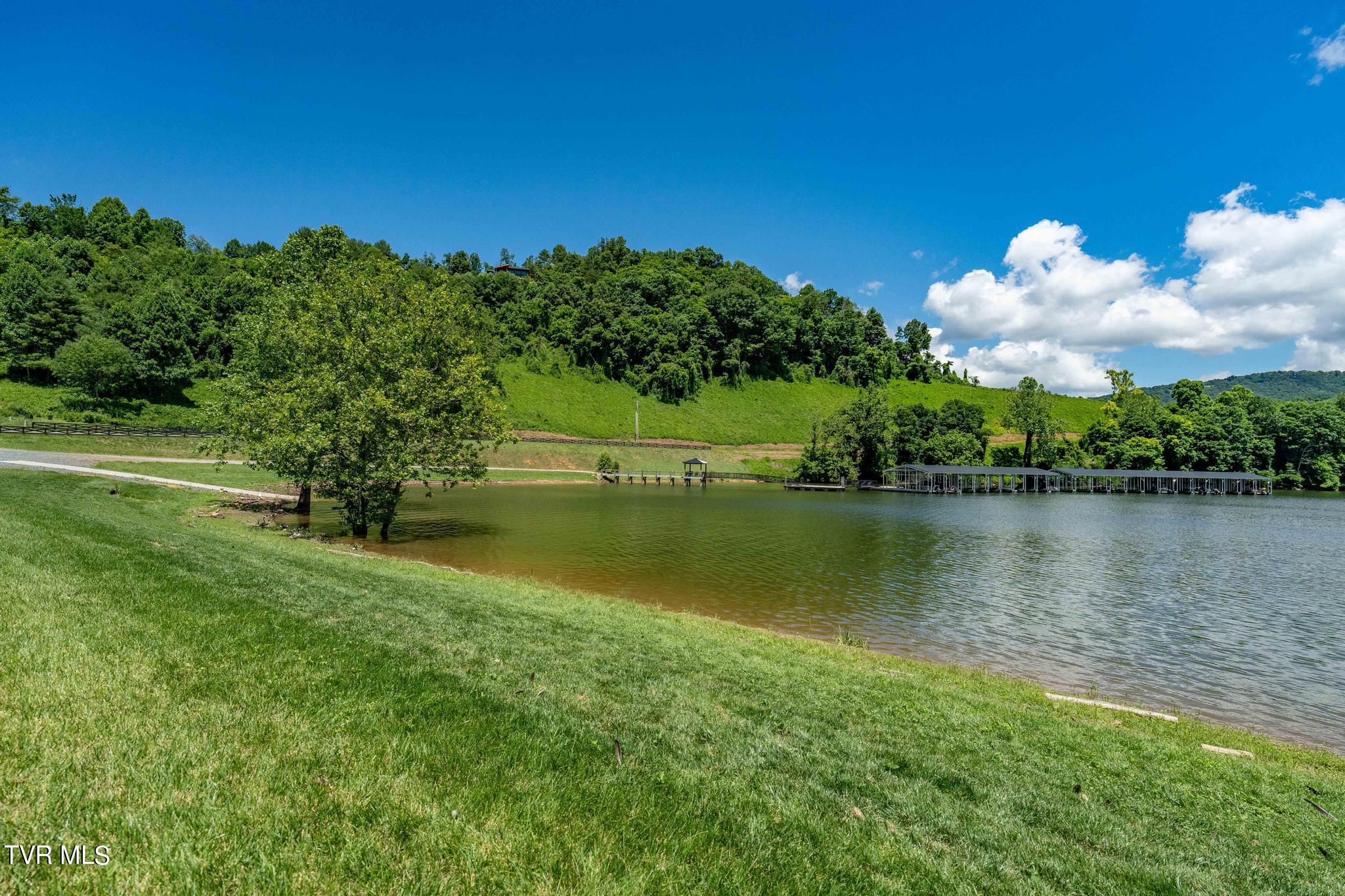 Lot 28 Eagle Rdg Parkway, Unit 28 Butler, TN 37640 - Photo 33 of 93 Lot 28 in Eagle Bay