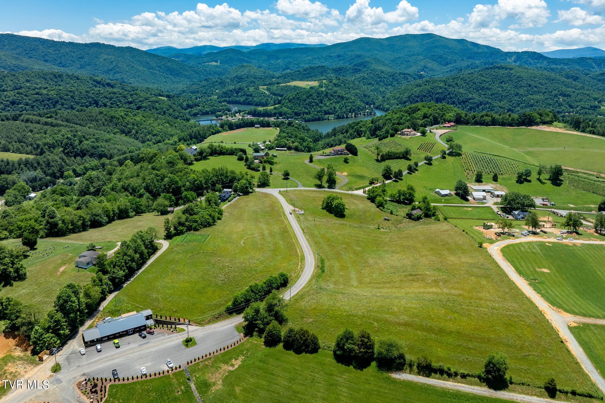 Lot 28 Eagle Rdg Parkway, Unit 28 Butler, TN 37640 - Photo 80 of 93 Watauga Lake Mercantile