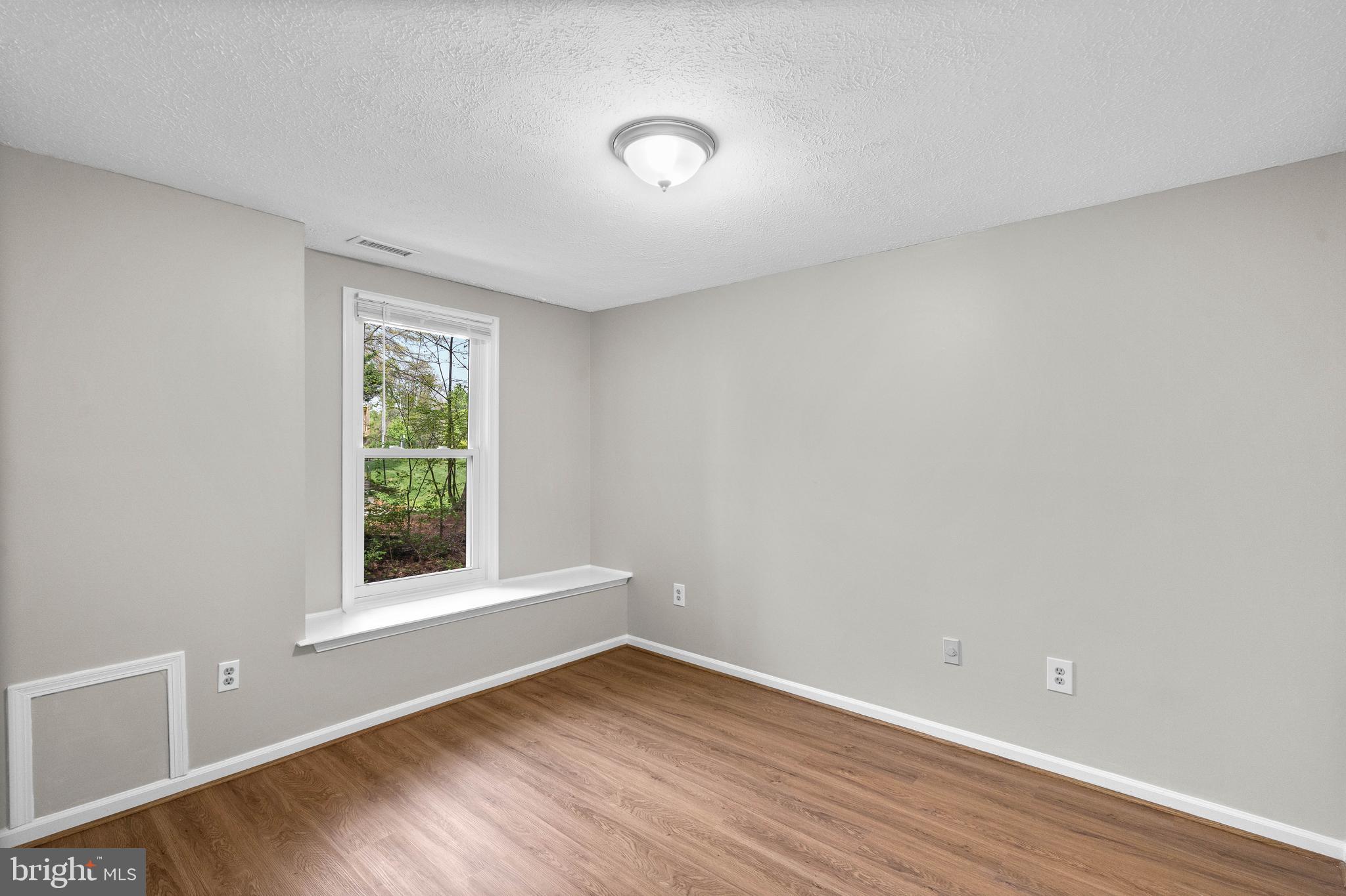 3925 Greencastle Road, Unit 103 Burtonsville, MD 20866 - Photo 18 of 24 Bedroom 2