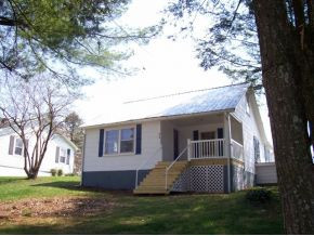 818 Colonial Road Southwest Abingdon, VA 24210 - Photo 1 of 10 Photo 1